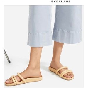 EVERLANE The Form Three-Strap Sandal Size 9 in Apricot